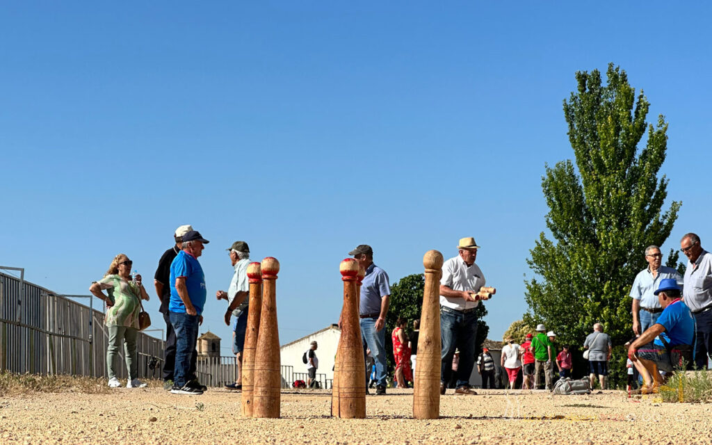 Juegos Populares | Bolos | Entre Generaciones Los Hinojosos 2024